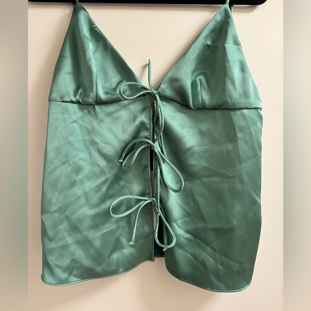 NWT Zara Tie Front Top